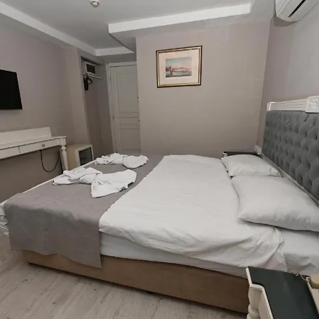 Nkalbatros Hotel Istanboel