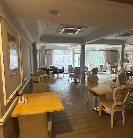 Nkalbatros Hotel Istanboel
